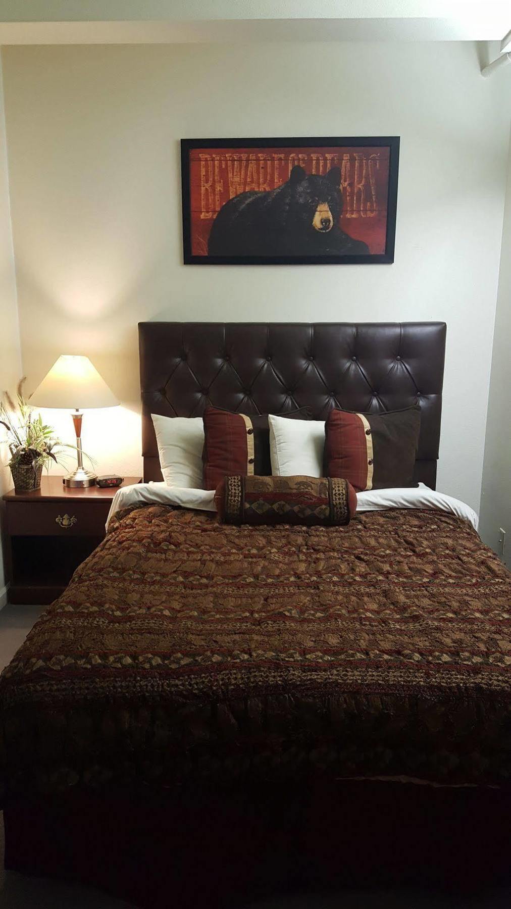Totem Hotel And Suites 발데즈 외부 사진