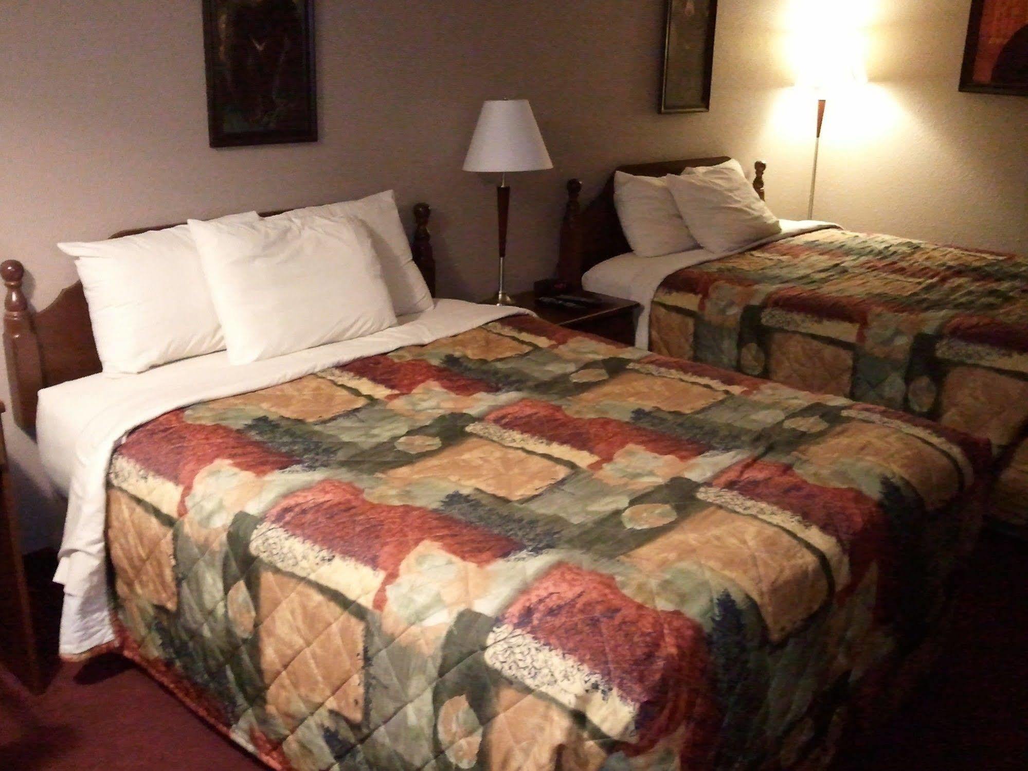 Totem Hotel And Suites 발데즈 외부 사진